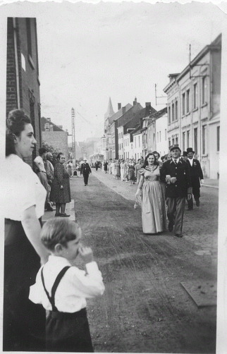 Gast  des Dames ann�es 50