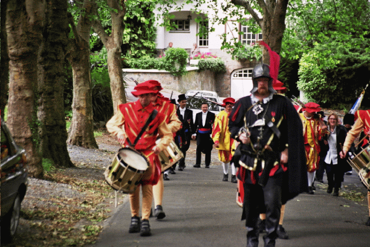 La Milice Bourgeoise de Lessines au 425e anniversaire des Francs Arquebusiers