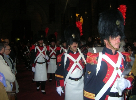Les Sapeurs dans la Basilique St Martin � Tours