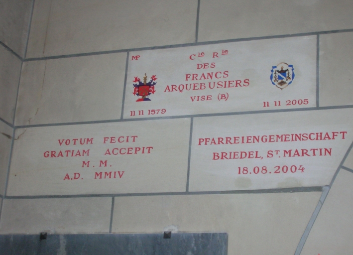 L'ex-voto des Francs Arquebusiers dans la crypte de St Martin � Tours