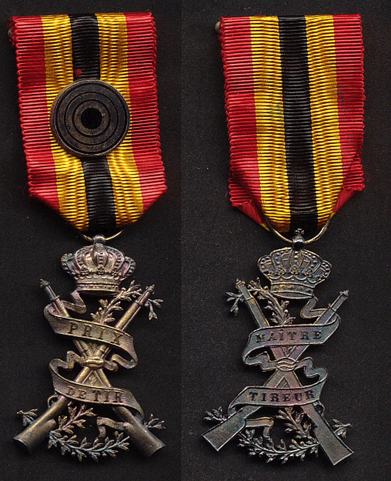 insigne de Ma�tre Tireur de la Garde Civique en 1905, frapp�e � l'avers et au revers, col. M. Poelmans